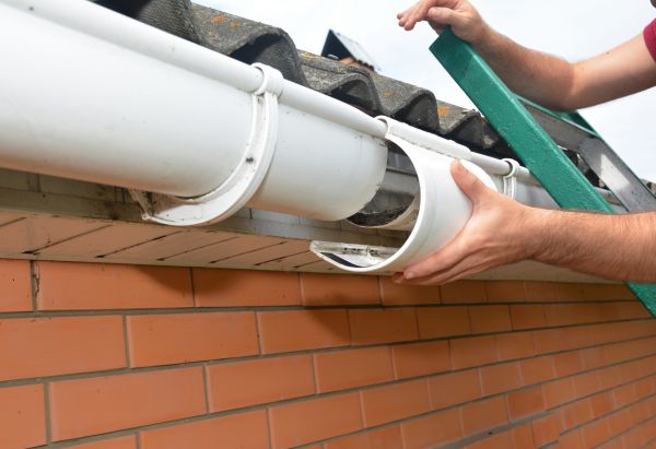 Gutter Seam Repair Service